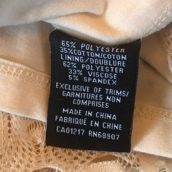 Le Chateau Cream Crochet Lace Mini Dress with Cap Sleeve Y2K Vintage - Picture 6 of 9